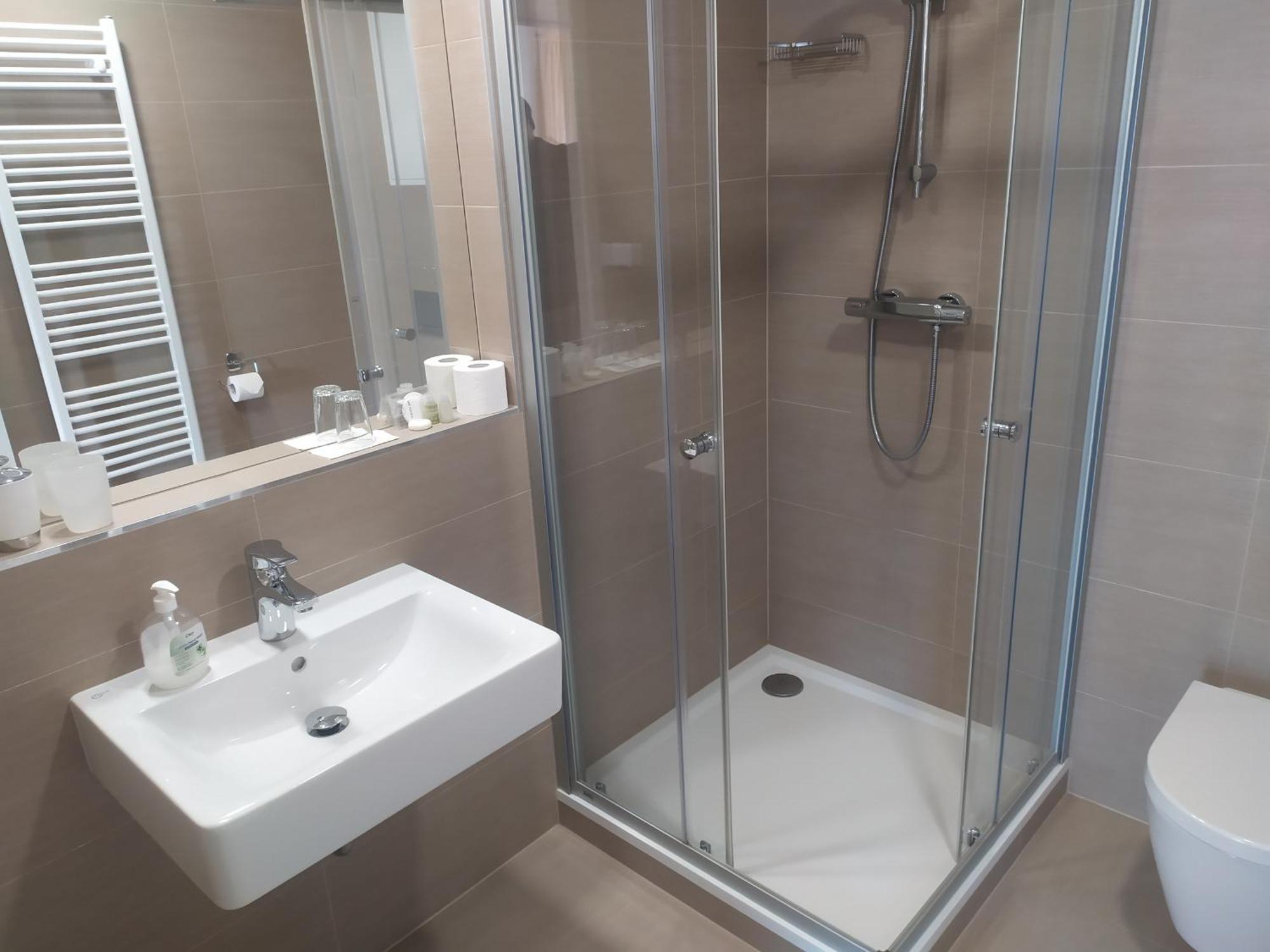 Gonda Apartments Hradec Králové Extérieur photo