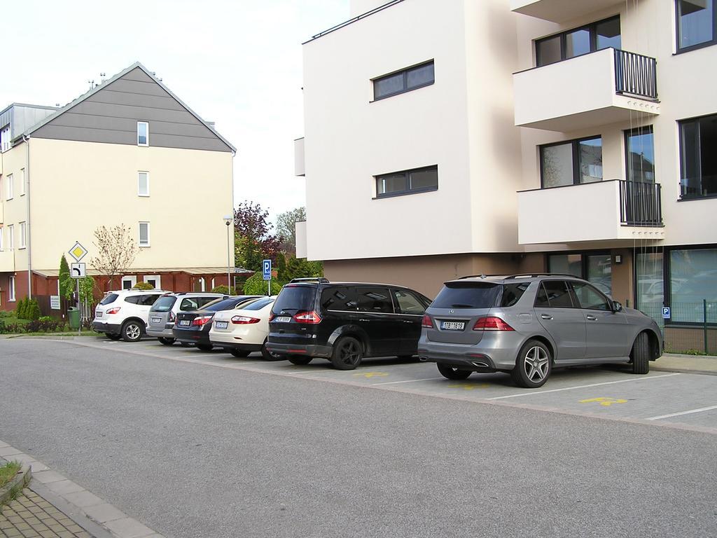 Gonda Apartments Hradec Králové Extérieur photo
